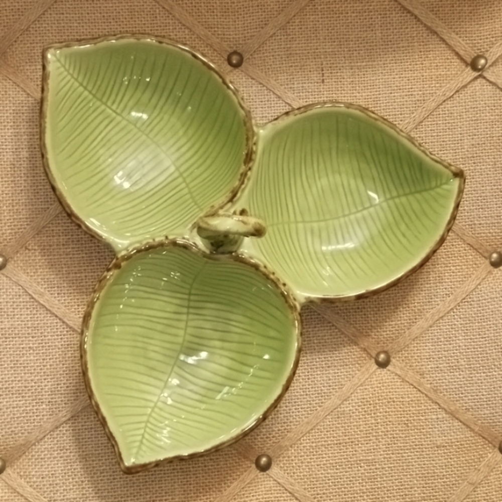 Vintage POTTERY BARN - TROPICAL LEAF Ceramic Three (3) Section Dip Server Bowl